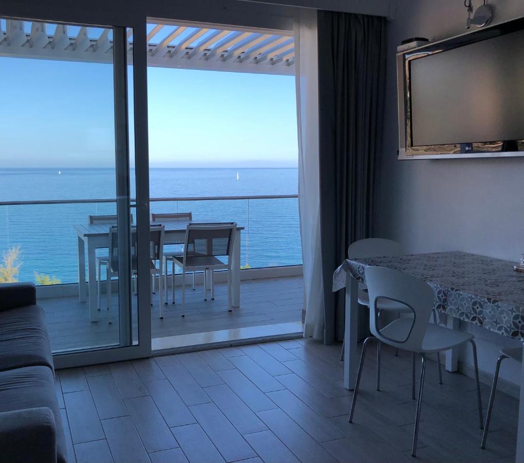 La Dolce Vita , Fronte Mare Castelsardo Eksteriør billede